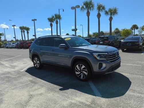 2025 Volkswagen Atlas 2.0T SE w/Technology
