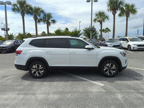 2026 Volkswagen Atlas 2.0T SE