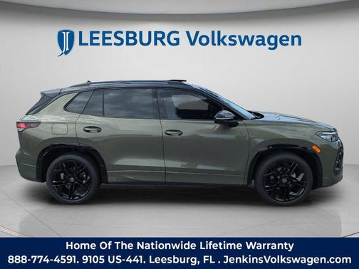 Avocado Green w/Deep Black Roof 2026 Volkswagen Tiguan 2.0T SE R-Line Black