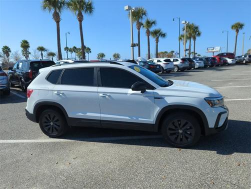 2022 Volkswagen Taos 1.5T S