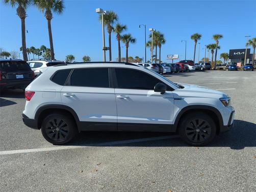 2022 Volkswagen Taos 1.5T S