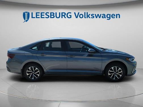 Platinum Gray 2026 Volkswagen Jetta 1.4T S