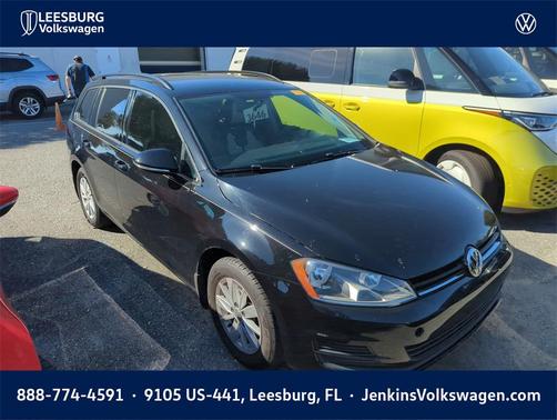 2016 Volkswagen Golf SportWagen TSI S 4-Door