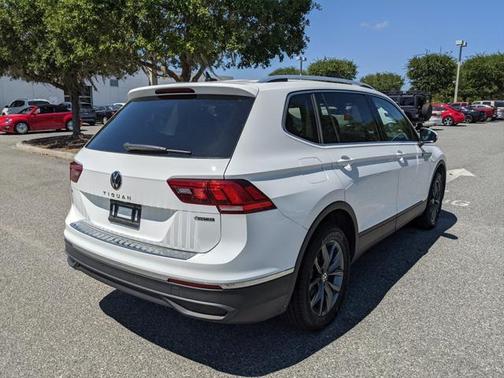 2022 Volkswagen Tiguan 2.0T SE 4MOTION