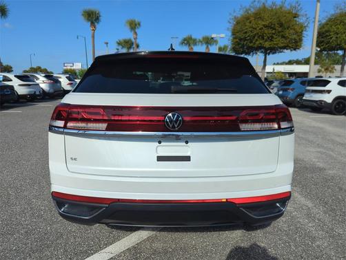 2026 Volkswagen Atlas Cross Sport 2.0T SE