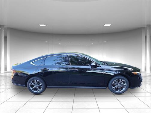 2023 Honda Accord EX 1.5T