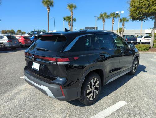 Deep Black 2026 Volkswagen Tiguan 2.0T S