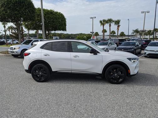 2023 Buick Envision Essence FWD