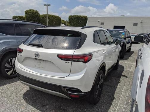 2023 Buick Envision Essence FWD