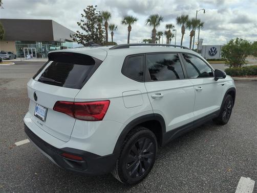 2022 Volkswagen Taos 1.5T S