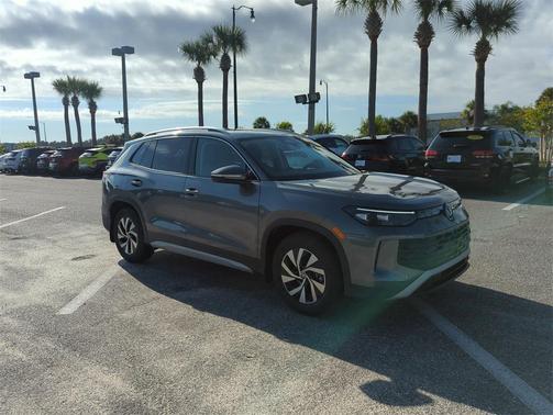 2026 Volkswagen Tiguan 2.0T S