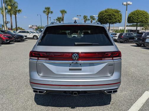 2025 Volkswagen Atlas 2.0T SEL Premium R-Line 4MOTION
