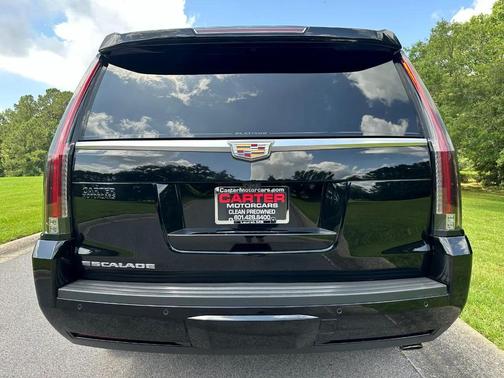 2019 Cadillac Escalade Platinum
