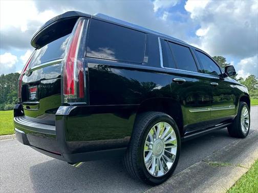 2019 Cadillac Escalade Platinum