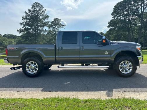 MAGNETIC 2016 Ford F-250 Lariat