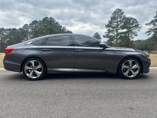 2018 Honda Accord Touring 2.0T