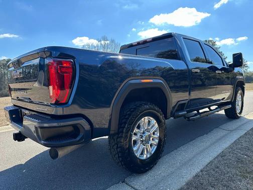 2022 GMC Sierra 2500 Denali