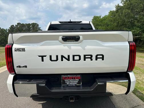 Ice Cap 2024 Toyota Tundra SR5