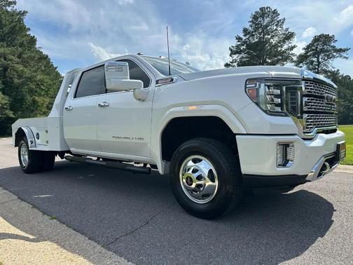 White Frost Tricoat 2020 GMC Sierra 3500 Denali