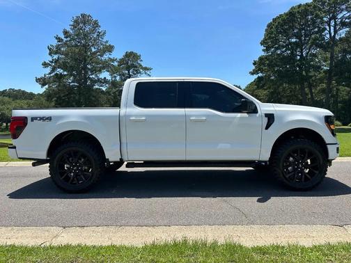 OXFORD WHITE 2025 Ford F-150 XLT
