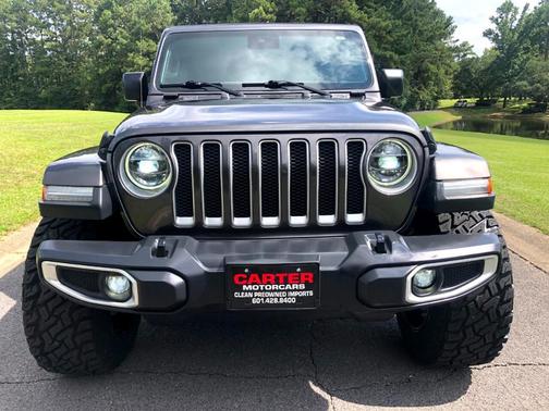 Photo 2 of 50 of 2019 Jeep Wrangler Unlimited Sahara