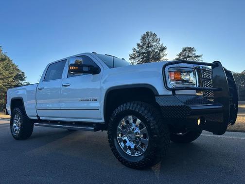 2018 GMC Sierra 3500 Denali