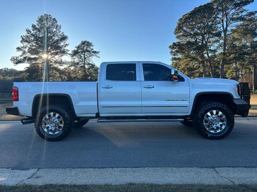2018 GMC Sierra 3500 Denali