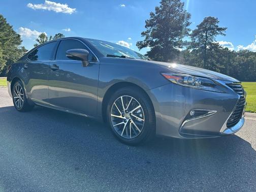 2017 Lexus ES 350 Base