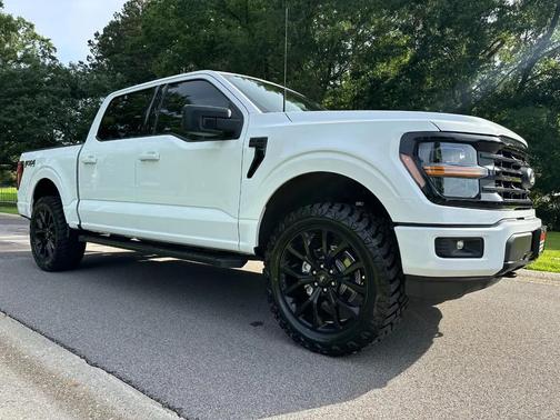 OXFORD WHITE 2025 Ford F-150 XLT