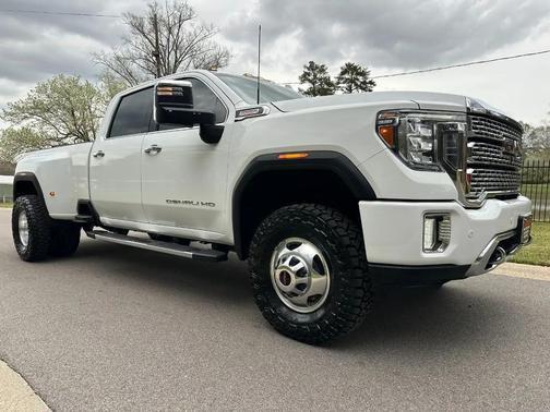 2022 GMC Sierra 3500 Denali