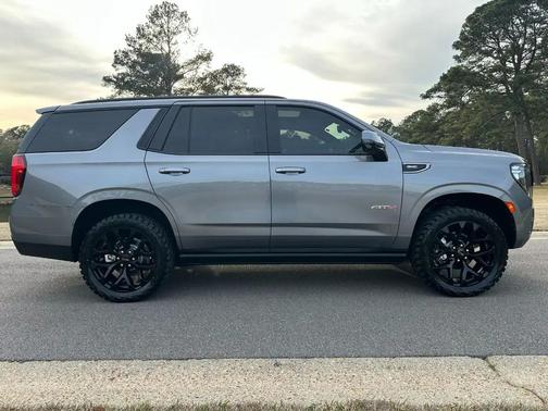 2021 GMC Yukon 4WD AT4