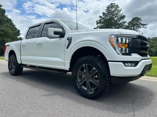 STAR WHITE METALLIC TRICOAT 2023 Ford F-150 Lariat