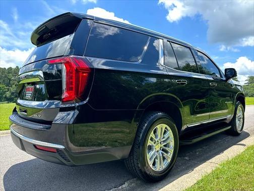 2022 GMC Yukon SLT