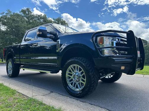ANTIMATTER BLUE 2022 Ford F-250 Lariat