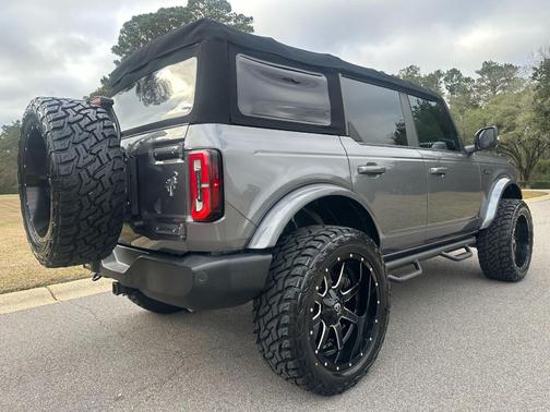 2021 Ford Bronco Outer Banks