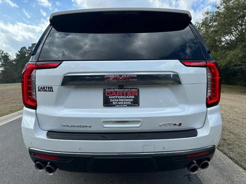 2024 GMC Yukon 4WD AT4
