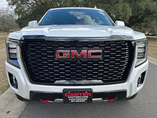 2024 GMC Yukon 4WD AT4