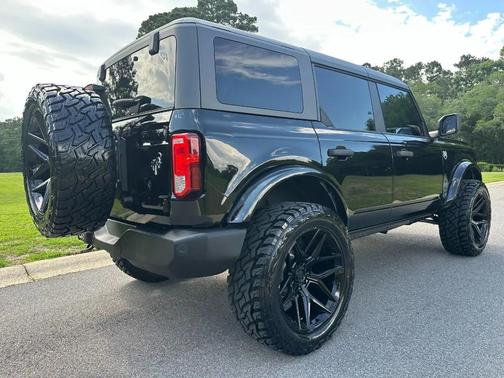 SHADOW BLACK 2025 Ford Bronco Big Bend