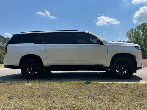 2021 Cadillac Escalade ESV Sport
