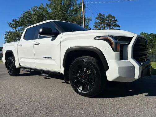 Ice Cap 2026 Toyota Tundra SR5