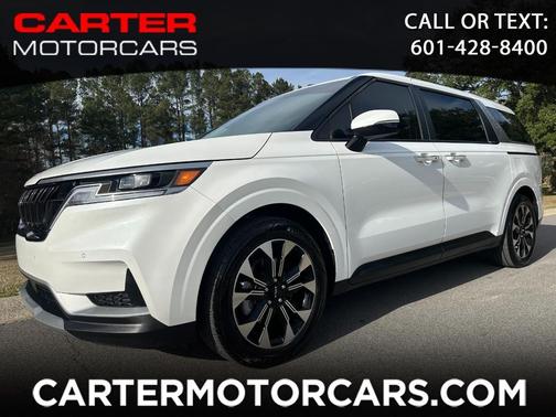 2024 Kia Carnival EX