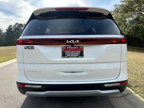 2024 Kia Carnival EX