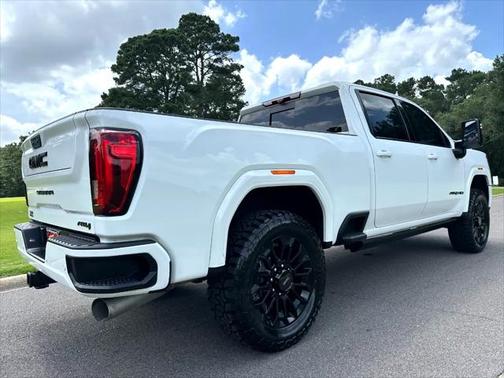 2022 GMC Sierra 2500 AT4