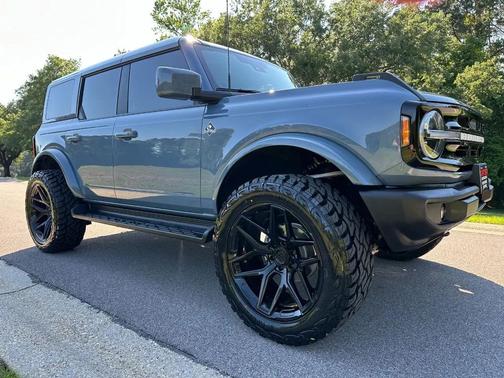 AZURE GRAY MET TRI-COAT 2025 Ford Bronco Outer Banks