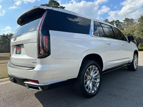 2023 Cadillac Escalade ESV Premium Luxury