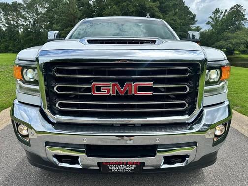 Summit White 2018 GMC Sierra 2500 SLT