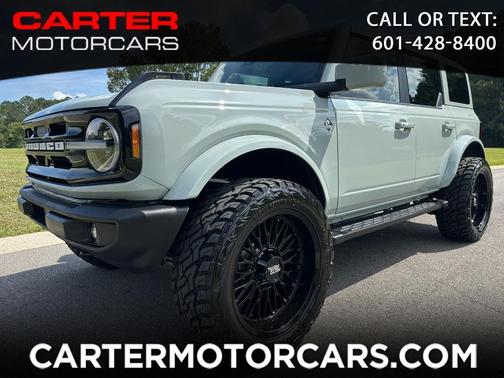 2024 Ford Bronco Outer Banks