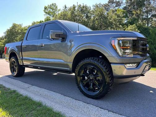 CARBONIZED GRAY METALLIC 2023 Ford F-150 Platinum