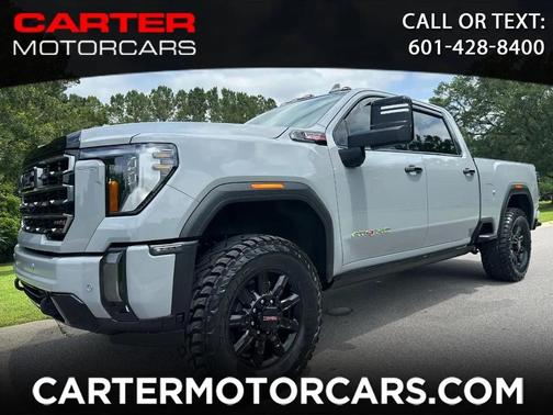 Thunderstorm Gray 2024 GMC Sierra 2500 AT4