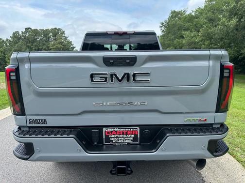 Thunderstorm Gray 2024 GMC Sierra 2500 AT4